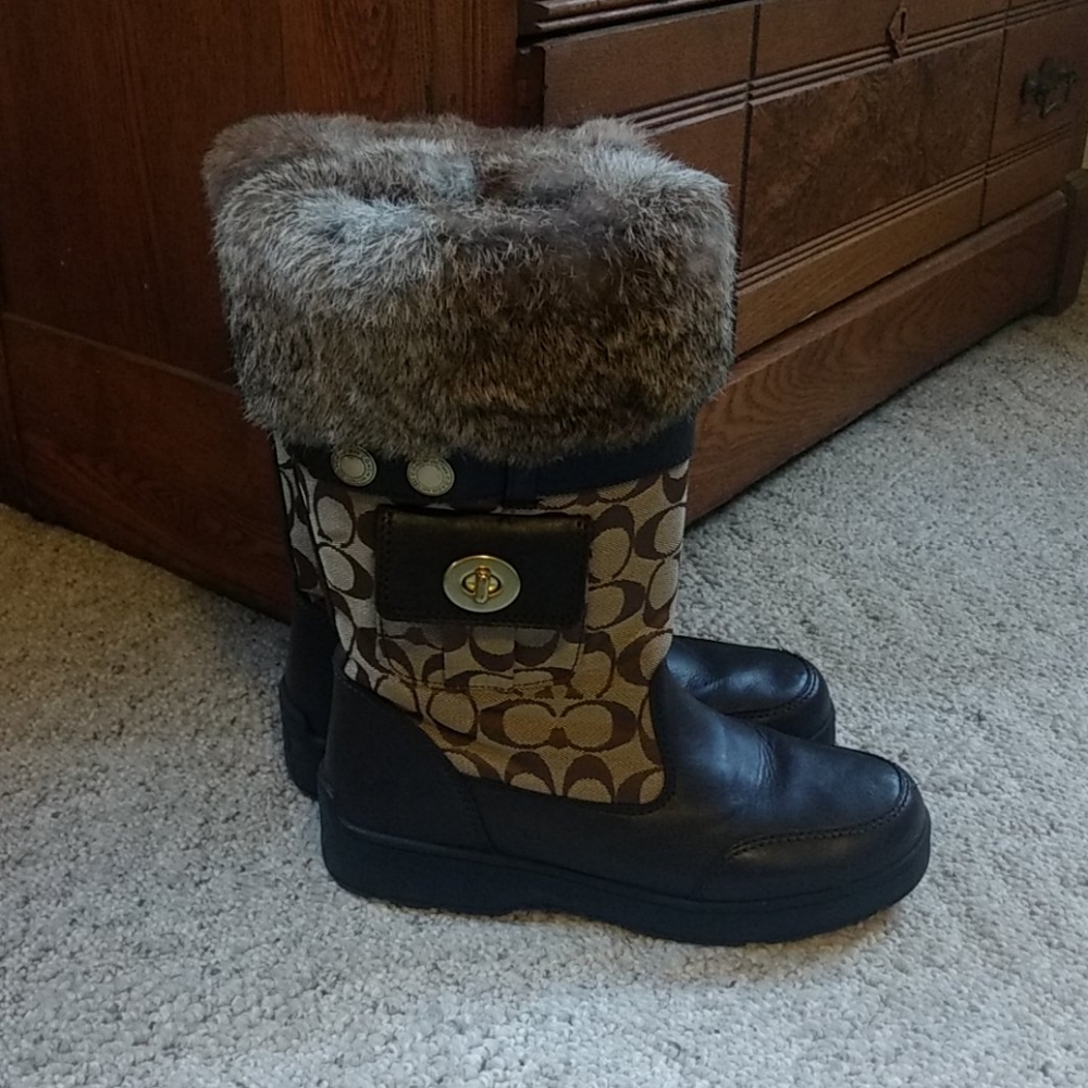 Coach boots